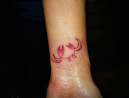 Black ink cancer zodiac tattoo on leg. 53 Captivating Zodiac Cancer Tattoos For Women That You Ll Cherish Page 2 Of 2