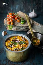 Sorakaya Pulusu Recipe Bottle Gourd Curry Andhra Style Masalakorb Recipe Andhra Recipes Recipes Indian Food Recipes Vegetarian