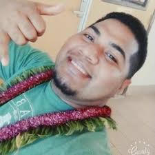 Stream Elain Reyes music