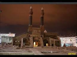 Ceylan Sivasliymis Gece Muzik Olinda