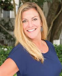 Sandra Patrick's Instagram, Twitter & Facebook