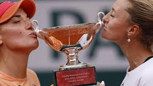 Sur quelles chaînes suivre le tournoi ! Roland Garros La Francaise Kristina Mladenovic Et La Hongroise Timea Babos Conservent Leur Titre En Double