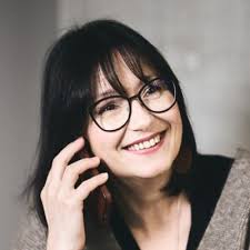 Today, I had the pleasure of hosting a fantastic activation at our office,  where we offered gingerbread lattes and chocolate advent calendars to  everyone in the building.