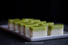 Sesuai untuk hadiah perkahwinan,hantaran, majlis harijadi, pemberian instimewa atau jamuan keluarga. Kuih Seri Muka Serimuka Kueh Salat With Smooth Surface