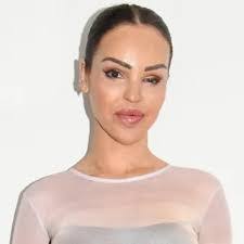 Victoria Milligan's Instagram, Twitter & Facebook