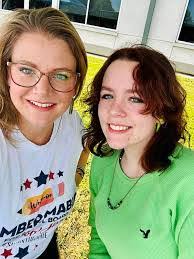 Richard Mabie's Instagram, Twitter & Facebook