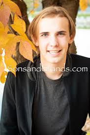 Darcy Phillips Sons&Grands Photog