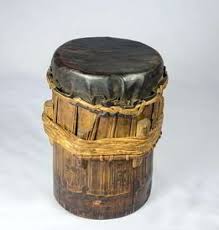 Kompang, jika dimainkan secara beregu maka nadanya akan lebih bagus. Sebutkan Bahan Yang Digunakan Oleh Alat Musik Tradisional Kalampat Seni Musik Dictio Community