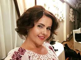 3 decomandate, 75mp maria tanase, in spate billa, centrala termica. Ce Salariu Are Niculina Stoican La Ansamblul Maria TÄƒnase DeclaraÅ£ia SurprinzÄƒtoare A CantÄƒreÅ£ei Spynews Ro