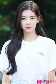 — short & long sizes on reply, feel free to use @itzyofficial #itzy #리아 #lia #있지 pic.twitter.com/vqt8hq3nxt. ë¦¬ì•„ Www Qiqidown Com