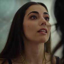 Una ejecutiva brillante, una relación intensa y un destino fatal... Este  viernes, 'Fátima' llega a ViX. #MujeresAsesinas