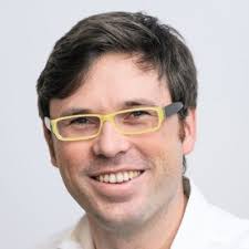 Benjamin Born (@bornecon)