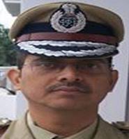 Former uttar pradesh cadre ips officer amitabh thakur, who was given premature retirement, on saturday claimed that he was stopped by police from going to gorakhpur, citing a threat to his life. Amitabh Thakur Ips Indian Bureaucracy Is An Exclusive News Portal