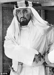 Lawrence's heroic, autobiographical account of his own arabian adventure, published in the seven pillars of wisdom (originally published with the title revolt in the desert). Alec Guinness As Prince Faisal In Lawrence Of Arabia 1962 Director David Lean David Lean Films British Actors David Lean