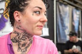 15 (Wild) photos from the 'Tattoo Beach Bash'