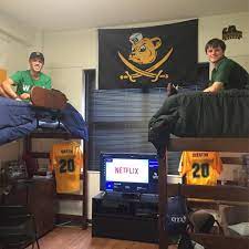 Maybe you would like to learn more about one of these? 15 Cool College Dorm Room Ideas For Guys To Get Inspiration 2021