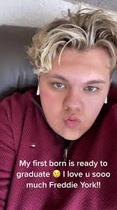 Grace York (@graceyork12)