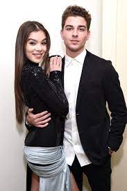 When i hear the word i shudder. Who Has Hailee Steinfeld Dated Popsugar Celebrity