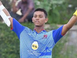 This snap of yashasvi jaiswal greeting ms dhoni went viral.(screengrab). Yashasvi Jaiswal Ipl Contract Completes Yashasvi Jaiswal S Rags To Riches Story Cricket News Times Of India