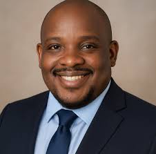 Say, “Aloha,” to the leaders of this Ohana! 🌺 From left to right: Mrs.  Santiago, Assistant Principal Dr. Fletcher, Assistant Principal Mrs. Mims,  Principal Mr. Powell, Dean of Students Ms. Smith, Dean