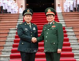 Bộ quốc phòng mỹ vừa ban hành quy định mới cho phép nữ quân nhân để tóc dài, sơn móng tay và đeo khuyên tai. Bá»™ TrÆ°á»Ÿng Bá»™ Quá»'c Phong Ngo Xuan Lá»‹ch Ä'on Va Há»™i Ä'am Vá»›i Bá»™ TrÆ°á»Ÿng Bá»™ Quá»'c Phong Trung Quá»'c áº£nh Thá»i Sá»± Trong NÆ°á»›c Ná»™i Chinh Ngoáº¡i Giao