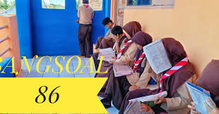 Less than five houses b. Contoh Soal Usbn Sma Bahasa Inggris 2019
