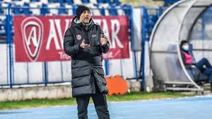 Jiu, astra giurgiu sau gaz metan medias. Exclusiv Edi IordÄƒnescu Mai Are De MuncÄƒ La Cfr Cluj DupÄƒ Plecarea Lui Petrescu Se Vede CÄƒ Ceva ScarÅ£aie
