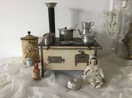 Ancient Kitchen Stove Enamel Doll Furniture Metal Oven Oven Dollhouse Doll S House Doll S House Coeursdecaschel Antiker Kuchenherd Kuchenherd Und Herd