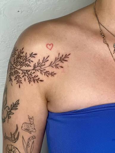 Freehand asymmetrical botanical shoulder piece. The goal was perfectly imperfect, natural, and free flowing. My girl @itsbritttany_ comes in no plan and tells me to do whatever. This is the kind of