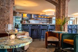 L'édition 2011 du guide paris pas cher propose, aux parisiens et aux touristes, un répertoire de plus de 2500 adresses à visiter pour éviter de se ruiner. 16 Best Restaurants In Greenwich Village For Every Occasion