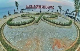 Harga tiket masuk wahana air pasir lingkar cilegon. Daya Tarik Pantai Sari Ringgung Lampung