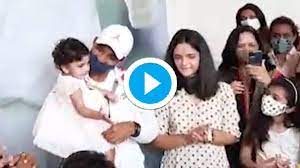 The couple welcomed their first child, daughter aarya, in october 2019. Watch Ajinkya Rahane Greeted By Wife Daughter At Mumbai Airport Cricket News India Tv