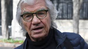 Photo : Et il le fait au volant d'un sacré engin puisqu'il est l'heureux  propriétaire d'un camping-car. Exclusif