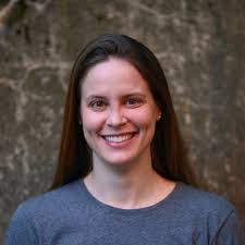 Katie Everett's Instagram, Twitter & Facebook