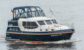 כמה מלים על גאווה ישראלית. Keser Hollandia 35 Classic Bootstest Boats Com