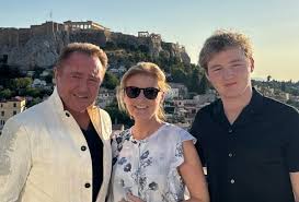 Heartbroken Michael Flatley announces death of wife Niamh — The Irish News