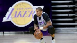 His two younger siblings are julia and raquel. Like Father Like Glove Gary Payton Ii Makes Family Franchise History Basketballbuzz