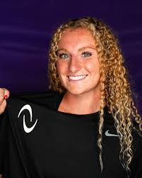 Amy Moreau's Instagram, Twitter & Facebook