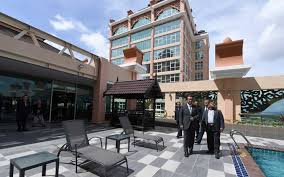 3 yıldızlı paya bunga hotel terenganu kuala terengganu, istana maziah'dan sadece 0.8 km uzaklıkta yer alır. Terengganu Perkenal Hotel Patuh Syariah