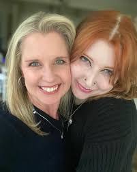 Amy Mcbride's Instagram, Twitter & Facebook