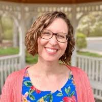 Kate Mayer's Instagram, Twitter & Facebook