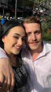 Seda Sayan: Yalnızlık ve Vefa İlişkisi Üzerine Düşünceler