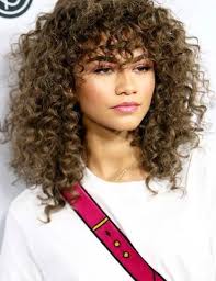 10 Hairdos For Any Age That Make You Look Younger Curly Hair Styles Naturally Curly Hair Styles Easy Curly Hair Styles