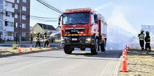 TERCERA CIA.DE BOMBEROS SECTOR YOBILO CUENTA CON NUEVO CARRO PARA ESPECIALIDAD FORESTAL | I. Municipalidad de Coronel