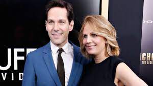 They were dating for 5 years after getting together in. Paul Rudd S Family Wife Kids Sister Parents Youtube