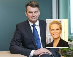 Men det sies at han har vært uformell rådgiver for siv. Regjeringen Far Egen Minister For Beredskap