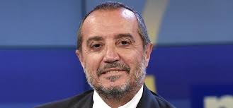 È morto Franco Di Mare, il grande giornalista a cui la Rai aveva voltato le  spalle