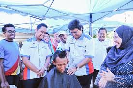 Giatmara bukit gelugor ditubuhkan pada bulan jun tahun 2008. Jpb4u On Twitter Jgn Tak Tahu Di Giatmara Ada Kursus Hair Stylist Gunting Rambut Ramai Usahawan Salun Rambut Lahir Dr Giatmara