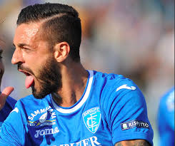 Hombres italianos guapos