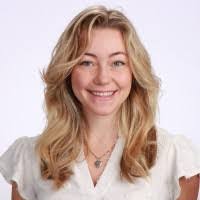 Kim Broadhurst's Instagram, Twitter & Facebook